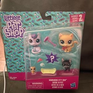 New in box littlest pet shop pets.